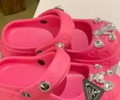 Крокси з джибітсами