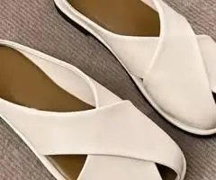 Легкі сабо, шльопанці