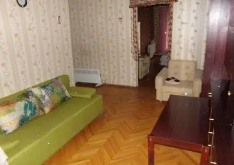 Оренда. 3-кімнатна квартира в Київі біля метро Лівобережна. Тривало або подобово - 2/10