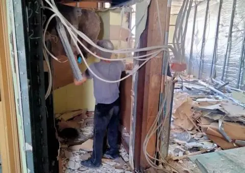 Демонтаж, земляные, спил, уборка, вывоз мусора, подъем материала, высотные,; печник Одесса - 3/5