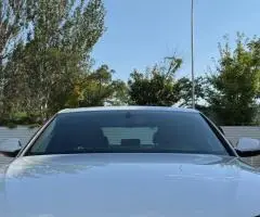 Продам свой автомобиль Audi A6 2015