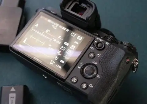 Продам  камеру Sony a7II body пробіг 6 тисяч ідеальний стан - 2/3