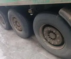 Когел напівпричіп контейнеровоз