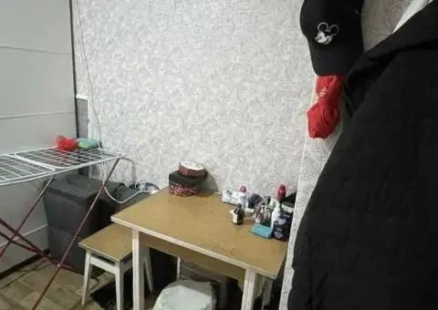 Кімната в гуртожитку з власним кухонним блоком - 2/3