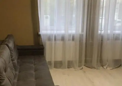 новострой Павла Кравцова  Сдам красивую 1 комнатную квартиру - 3/3