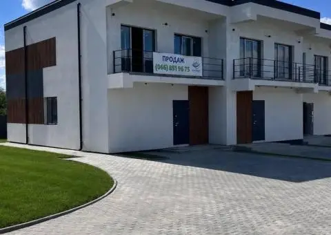 Продаж Таунхаусів в затишному  передмісті с. Струмівки - 1/7