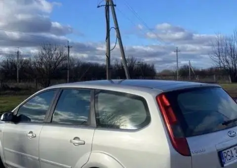 Ford  Focus 1.6 TDI в наличии - 2/3