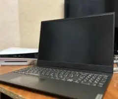Ноутбук Lenovo S340-15 IWL