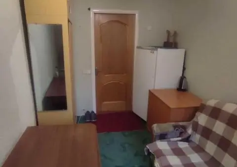 Здам кімнату біля метро 23 серпня - 1/3