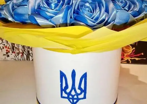 Жовто-блакитні троянди - 1/4