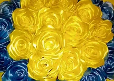 Жовто-блакитні троянди - 3/4