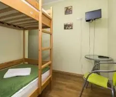 Шикарное Общежитие! Киев, Метро Хрещатик Площадь Независимости!