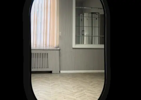 Дзеркало в металевій рамі 900 х 500 мм.