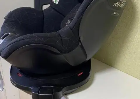 Автокресло поворот на 360 Britax-Romer Dualfix I Size с 3мес.до 4лет - 1/3
