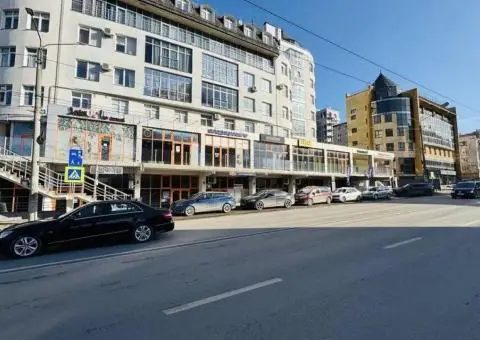 Фасадне Приміщення - Героїв Майдану - 85 м2 - Ремонт - 3/3