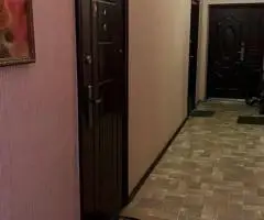 Кімната в сучасній комульніц квартирі м.Лукьянівска вул Ю.Іллєнка 53А