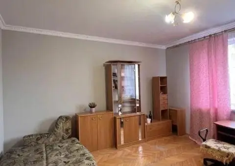 Здається кімната в 3к квартирі, вул. Очаківська - 3/3
