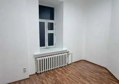 Офіс в оренду, 9,4 м2, Поділ, вул Сагайдачного - 1/3