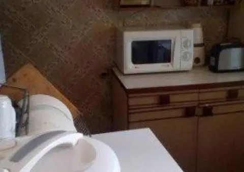 Сдам без комісії власну 3-кімнатну квартиру в Київі біля метро Лівобережна. Тривало або подобово - 5/10