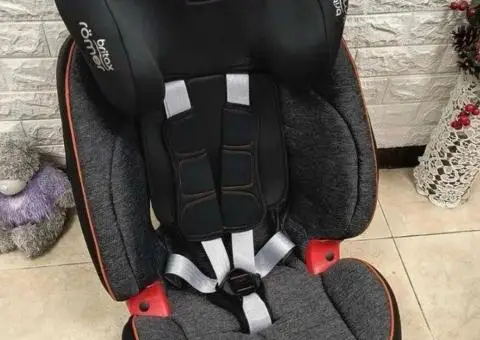 Автокрісло Britax Romer Evolva SL SICT Група 1/2/3 (9-36кг) - 2/3
