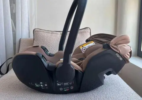 Автокрісло Britax Römer Baby-Safe Pro 2025 (LUX / Warm Caramel) - 1/3