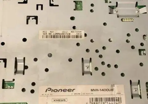 Автомагнітола Pioneer MVH-1400UB - 2/3