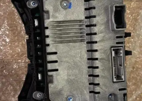 Панель приладів Audi Q5 приборка, щиток приладів, instrument cluster - 3/3
