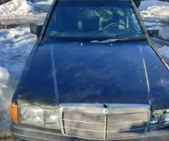 Mercedes190w201,авто на ходу,МБ продаж по запчастинам. OM 601 2.0 D