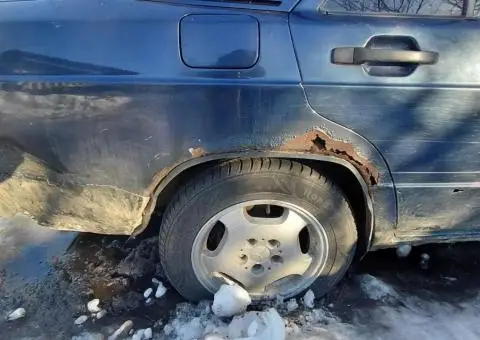 Mercedes190w201,авто на ходу,МБ продаж по запчастинам. OM 601 2.0 D - 3/3