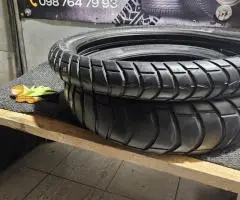 Продам комплект мото покришки Metzeler