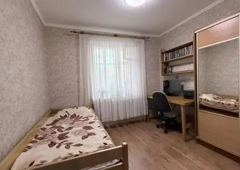Продаж 3-кімнатної квартири  на 2-му поверсі - 4/9
