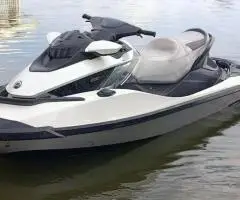 Гідроцикл BRP GTX LIMITED 300+ кінських сил