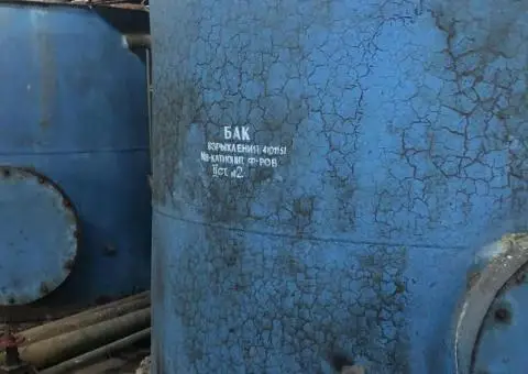 Продаж баків та обладнання водоочистки (б/у, у гарному стані) - 9/10