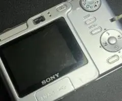 Цифрова камера Sony Cybershot DSC-W35