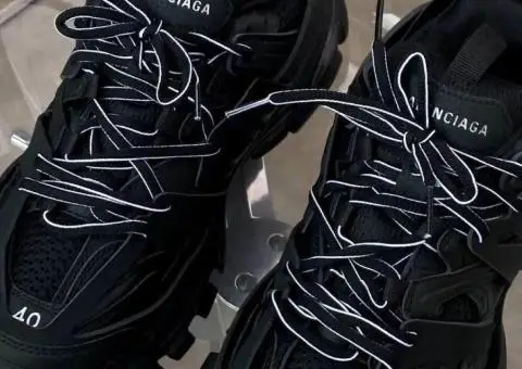 Жіночі кросівки Balenciaga Track 3.0 All Black - 3/3