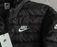 Куртка мужская демисезонная Nike Puffer до 0°С весенняя осенняя черная