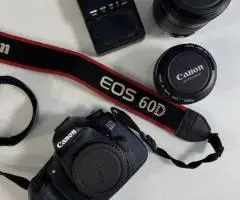 Фотоапарат Canon EOS 60D + 2 об’єктиви — повний комплект