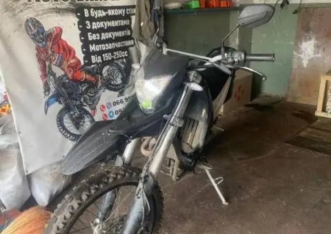 Мотор та Інші Запчастини Loncin 250 LX-2 Вилка, Колеса, Пластик Прибор - 2/3