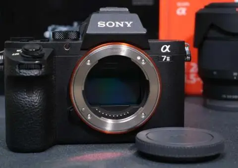 Sony a7 ii + об'єктив Sony FE 28-70 - 2/3