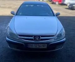 Машина PEUGEOT 607