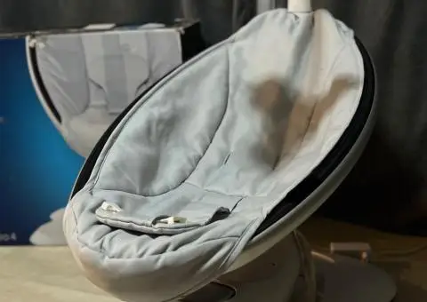 Заколисуючий центр 4Moms - 1/3
