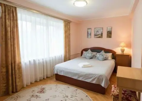 Оренда БЕЗ КОМІСІЙНИХ. 4-кімнатна квартира в центрі міста на Печерську - 4/10