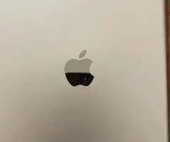 Планшет Apple iPad Air  Wi-Fi (Silver) — Гарний стан!Повний комп.