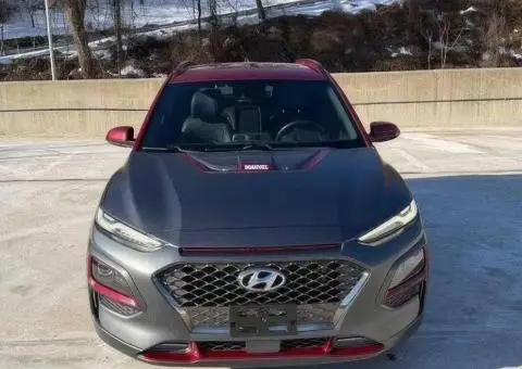 Hyundai Kona      2019 - 2/3