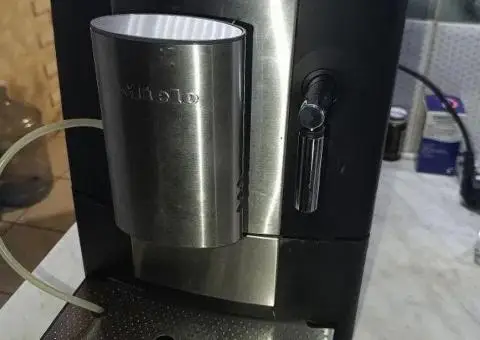 Кавомашина Miele cm5200. - 2/3