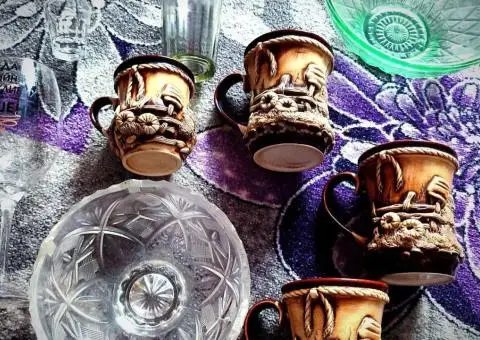 Чашки, хрустальные вазы 9 предметов - 2/3