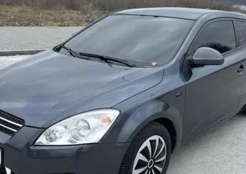 В продаже KIA CEED в хорошом состояние - 2/3