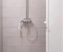Місце в трьохмісній кімнаті