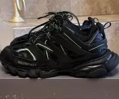 Balenciaga Track/Balenciaga Runner 42