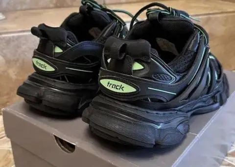Balenciaga Track/Balenciaga Runner 42 - 2/3